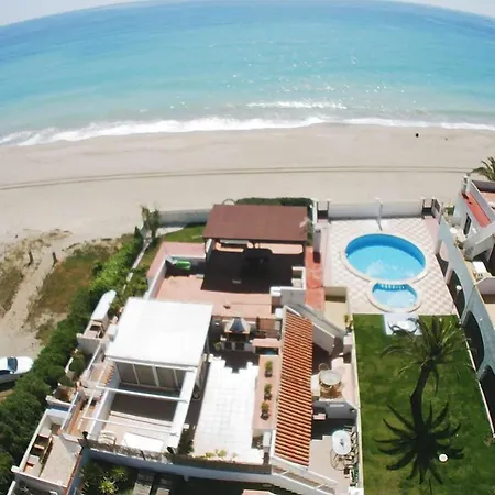 Casas Blancas 42 * Miami Playa